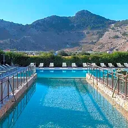 Anavadia Hotel