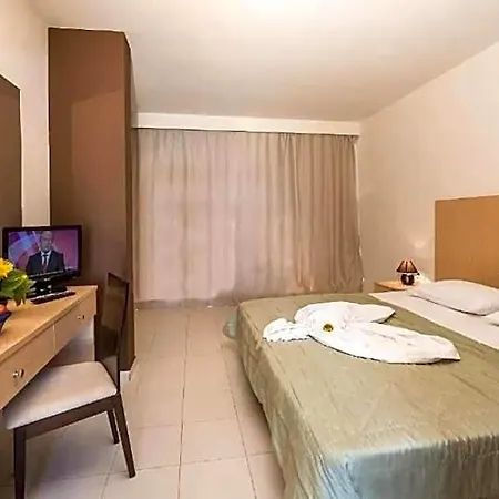 Hotel Anavadia 4*